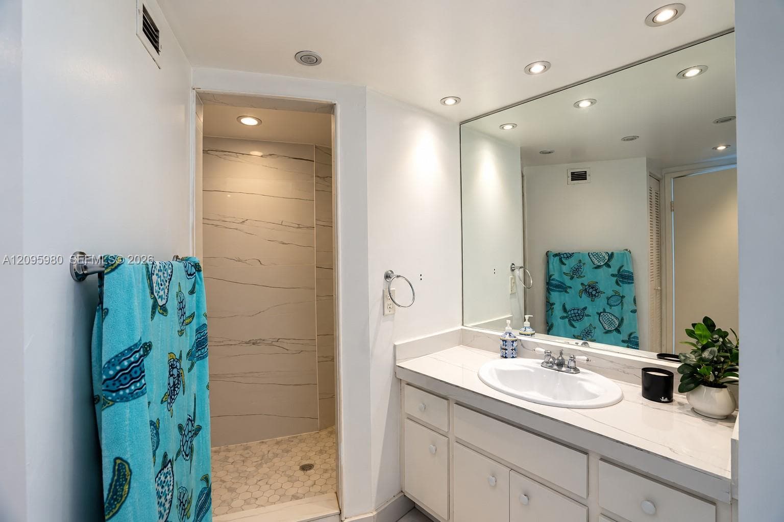 Buckley Towers · #316E in Miami - Photo 21