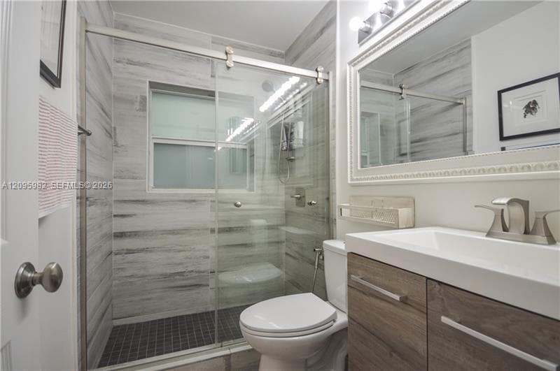 1428 Plunkett St photo 6
