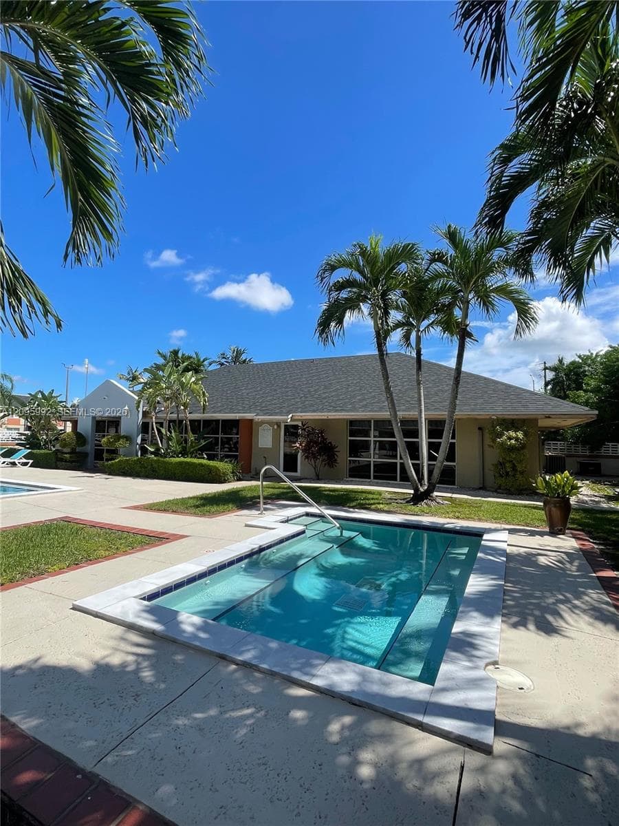 VILLA RUSTICA I CONDO · #202 in Hialeah - Photo 20