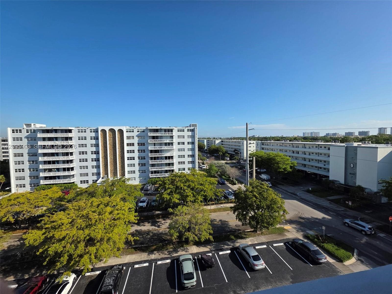 MEADOWBROOK TOWERS CONDO · #702 in Hallandale Beach - Photo 3