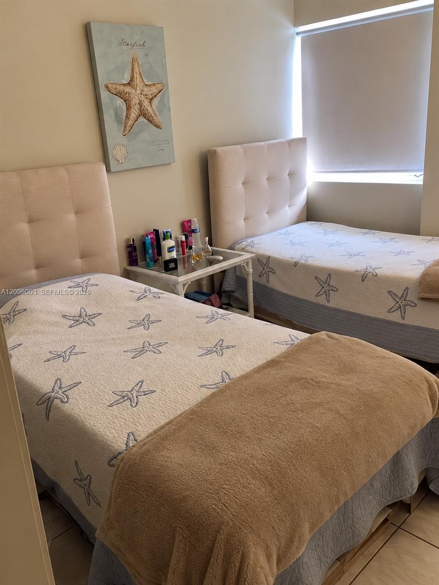 KINGS POINT IMPERIAL COND · #411 in Sunny Isles Beach - Photo 16
