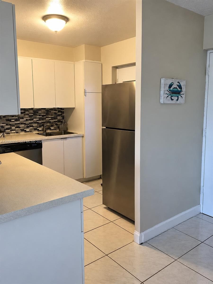 KINGS POINT IMPERIAL COND · #411 in Sunny Isles Beach - Photo 10