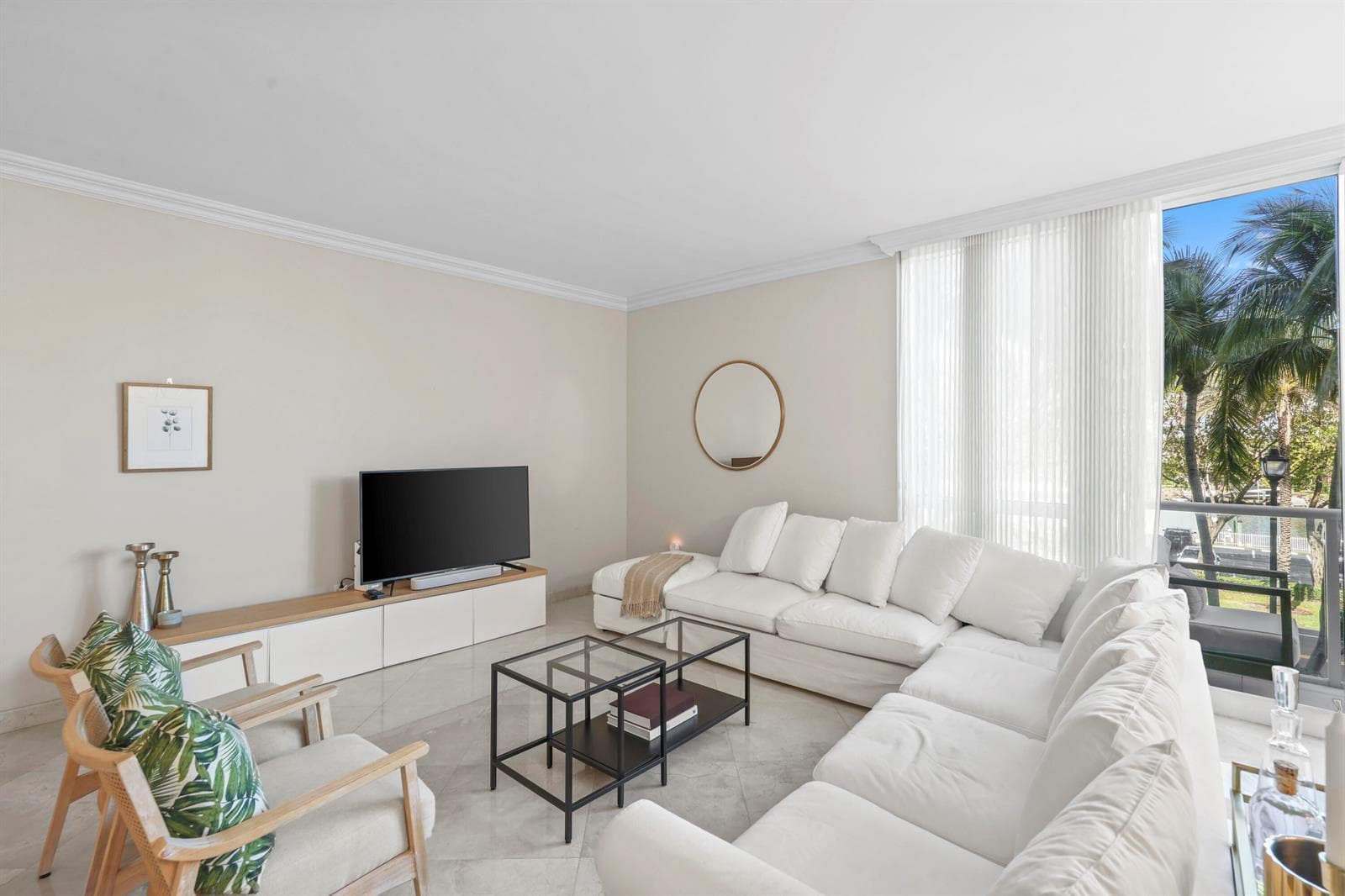 1063 Hillsboro Mile, 206 - 6.jpg-FULL