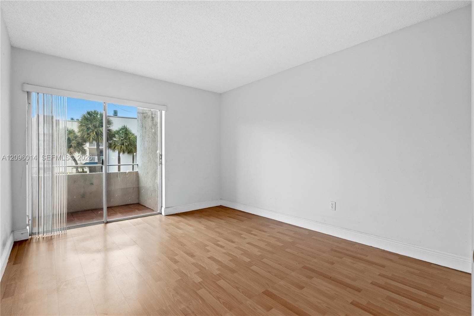 KINGS CREEK SO CONDO · #D-210 in Miami - Photo 21