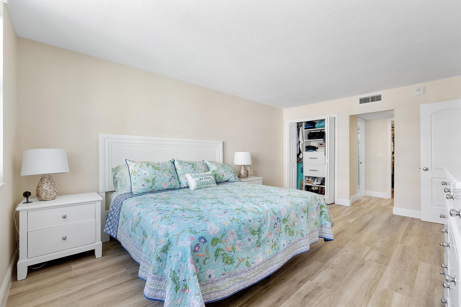 1900 S Ocean Blvd 3G_008
