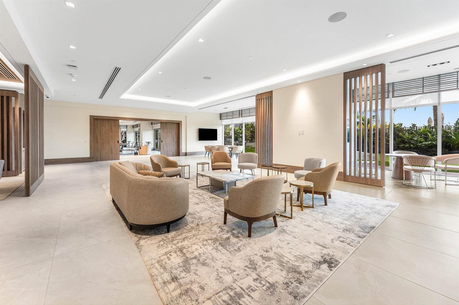 12 club room
