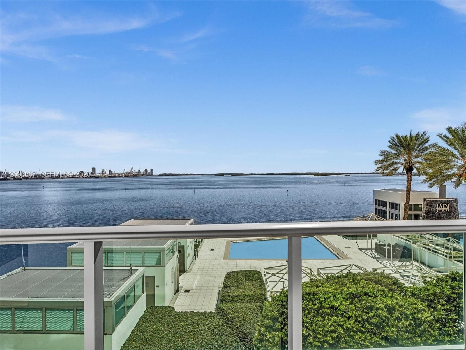 Jade Brickell · #901 in Miami - Photo 42