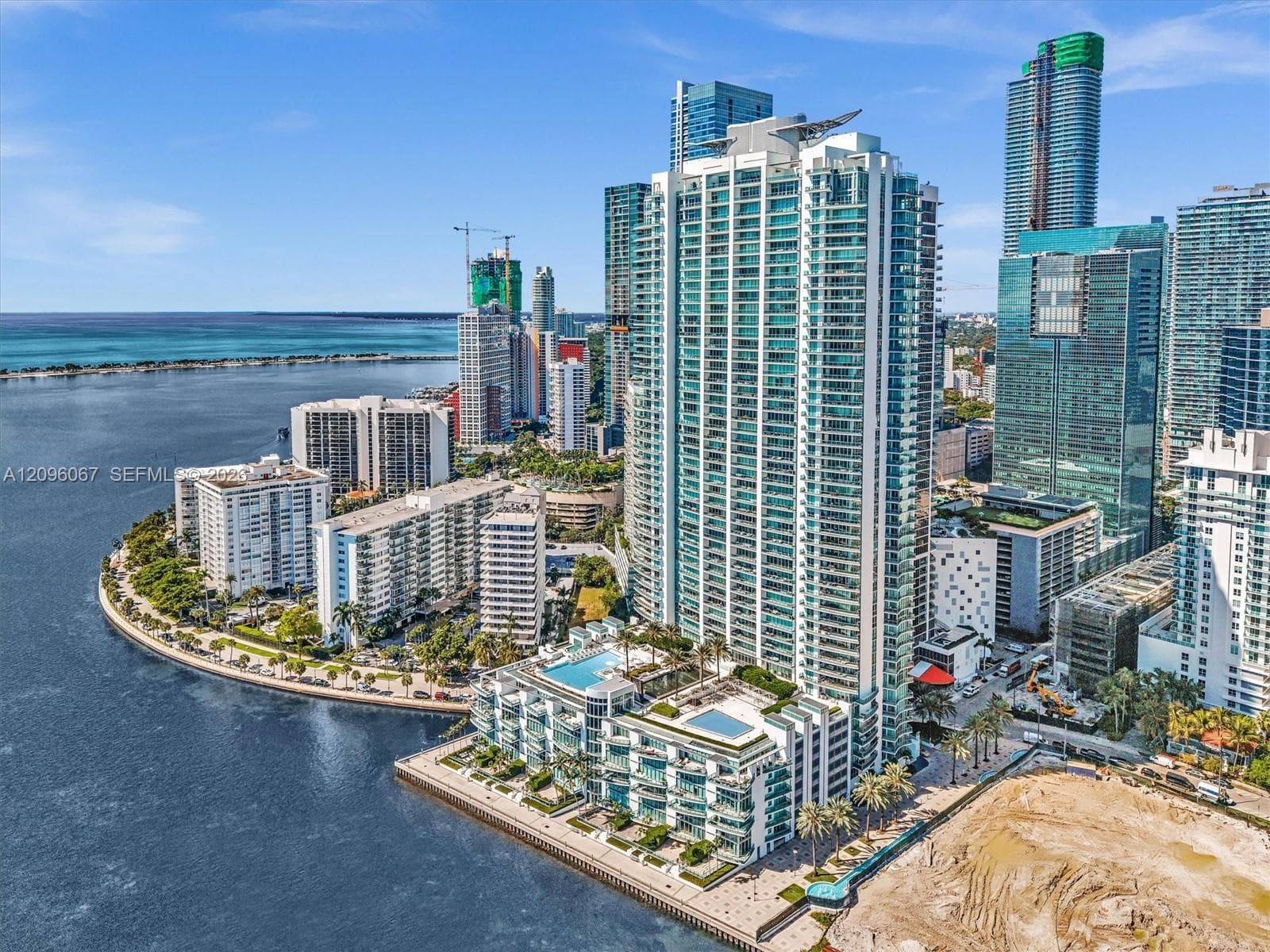 Jade Brickell · #901 in Miami - Photo 69