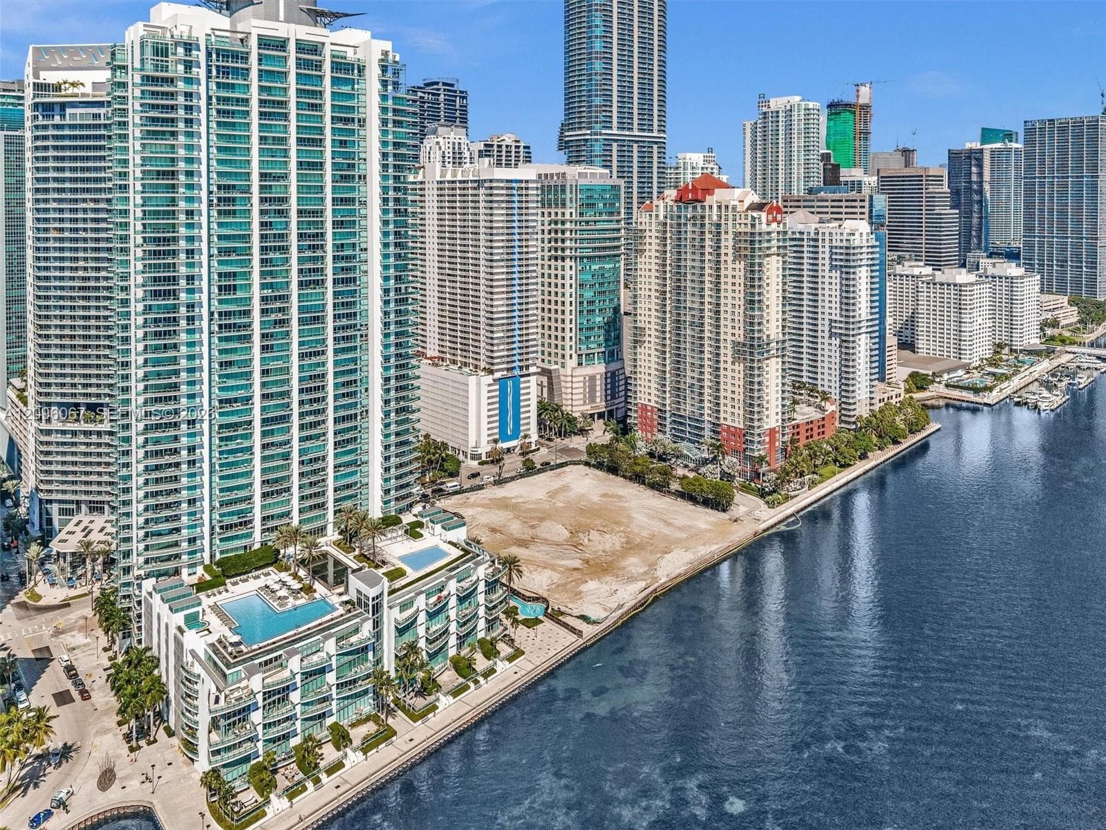 Jade Brickell · #901 in Miami - Photo 61