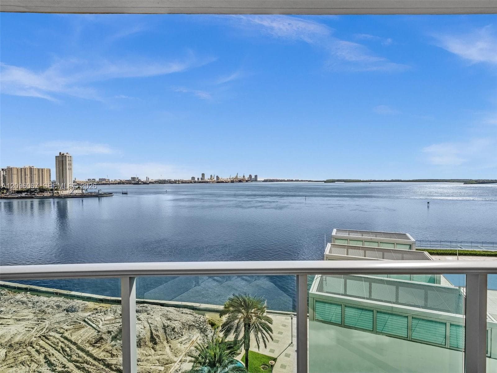 Jade Brickell · #901 in Miami - Photo 40
