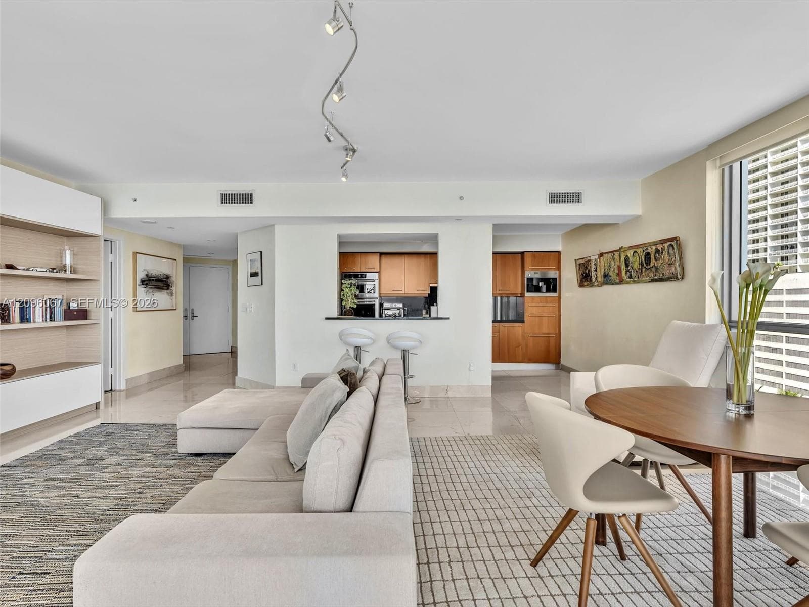 Jade Brickell · #901 in Miami - Photo 8