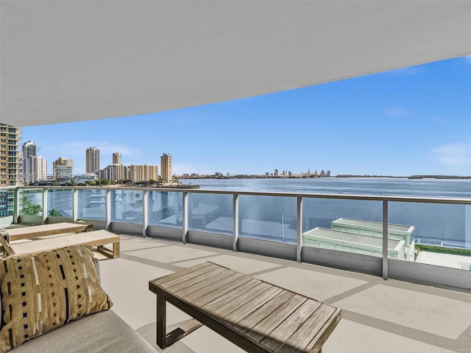 Jade Brickell · #901 in Miami - Photo 21
