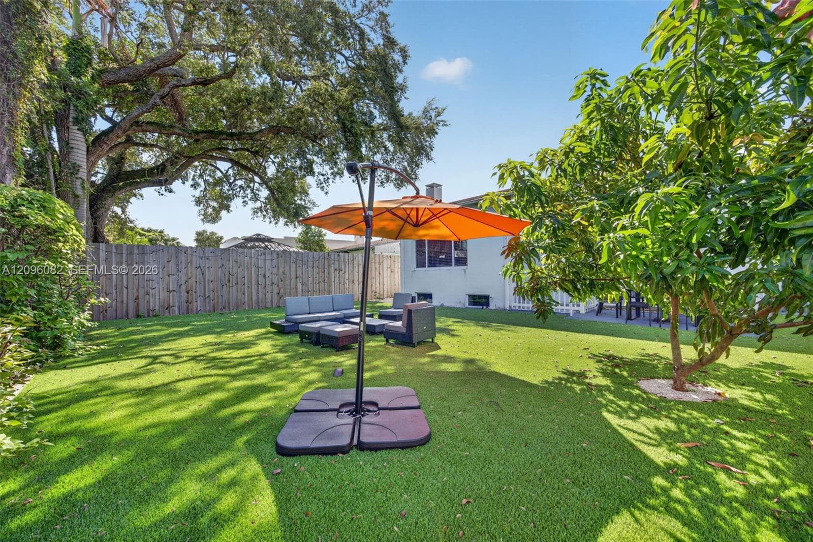 2611 SW 19th Ter photo 10