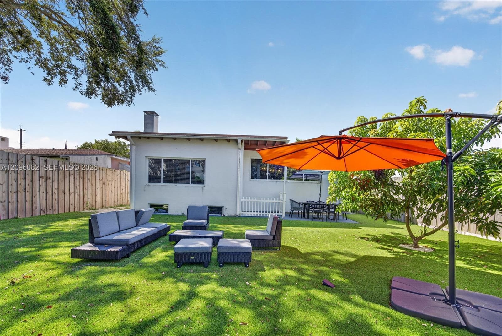 2611 SW 19th Ter photo 11