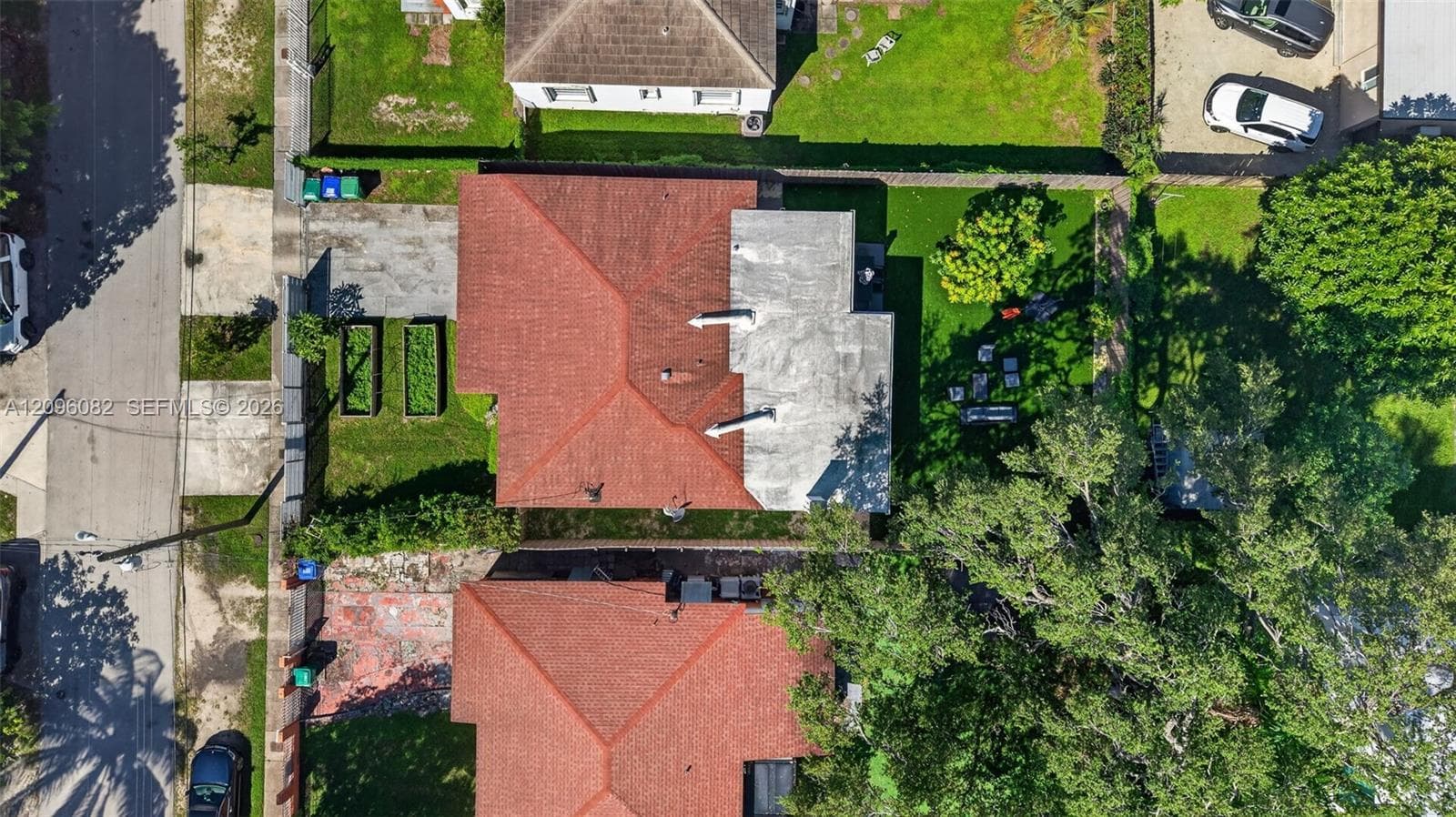 2611 SW 19th Ter photo 60