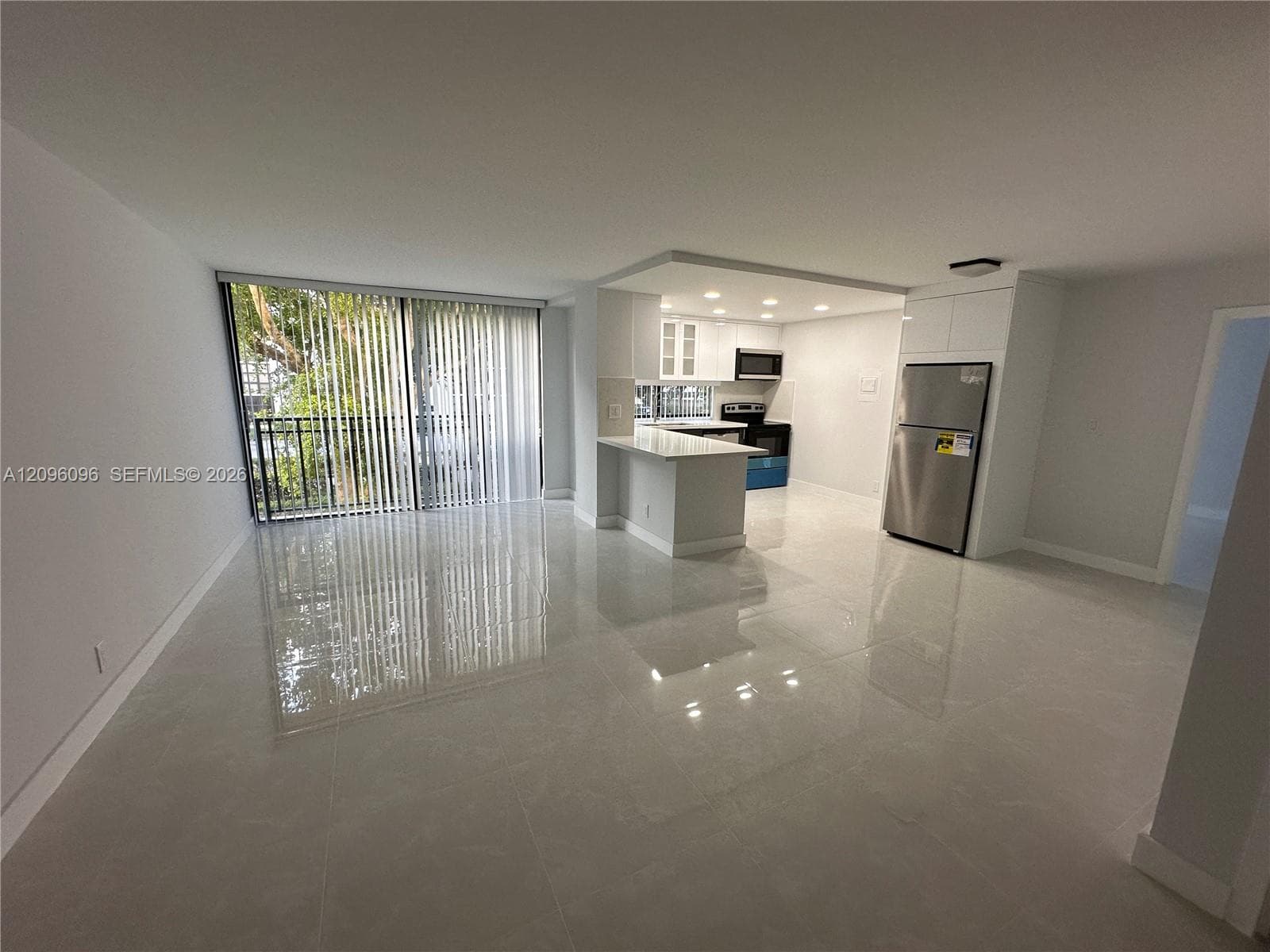 PLAZA OF AMERICAS CONDO P · #215 in Sunny Isles Beach - Photo 6