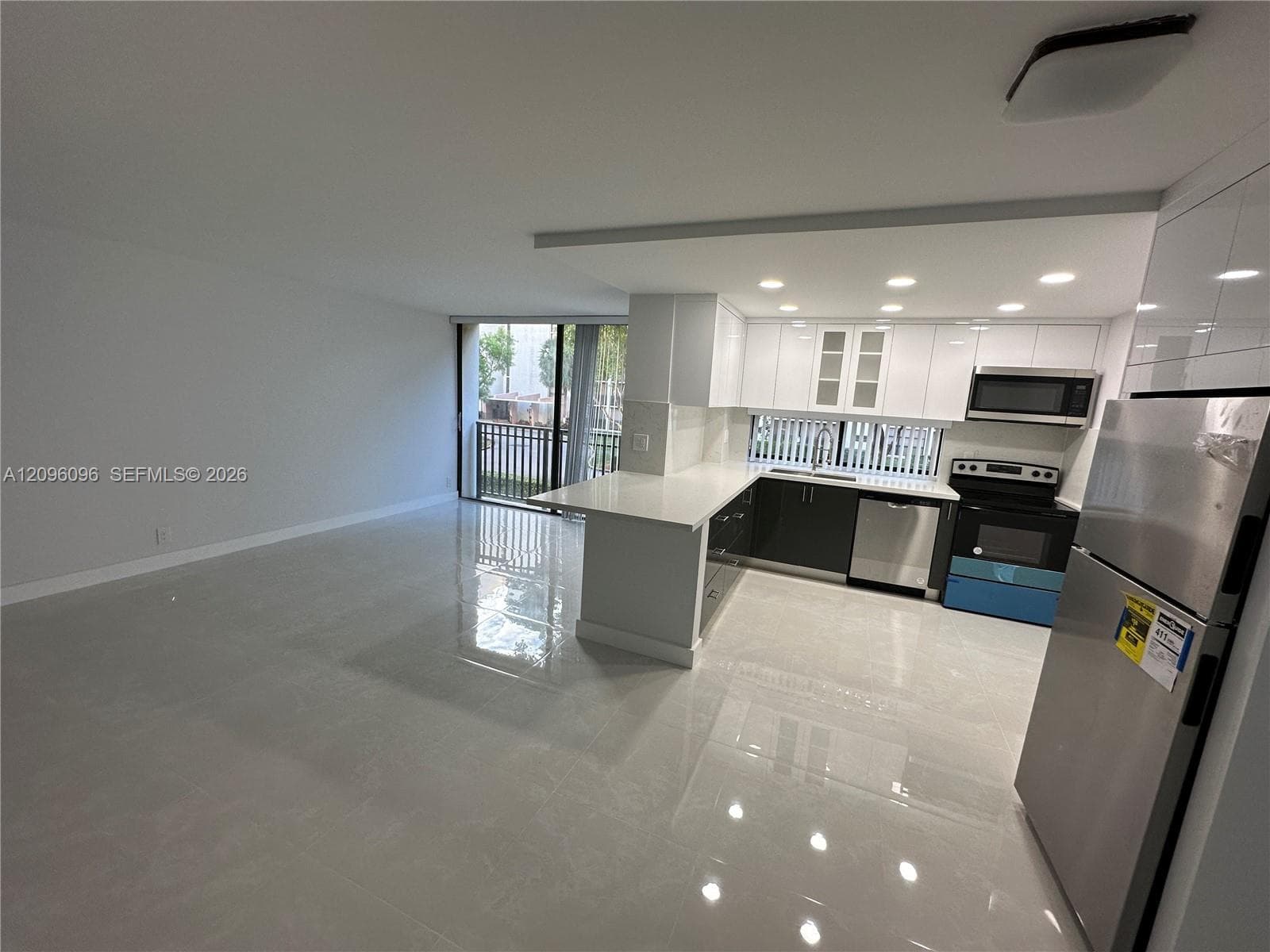 PLAZA OF AMERICAS CONDO P · #215 in Sunny Isles Beach - Photo 17