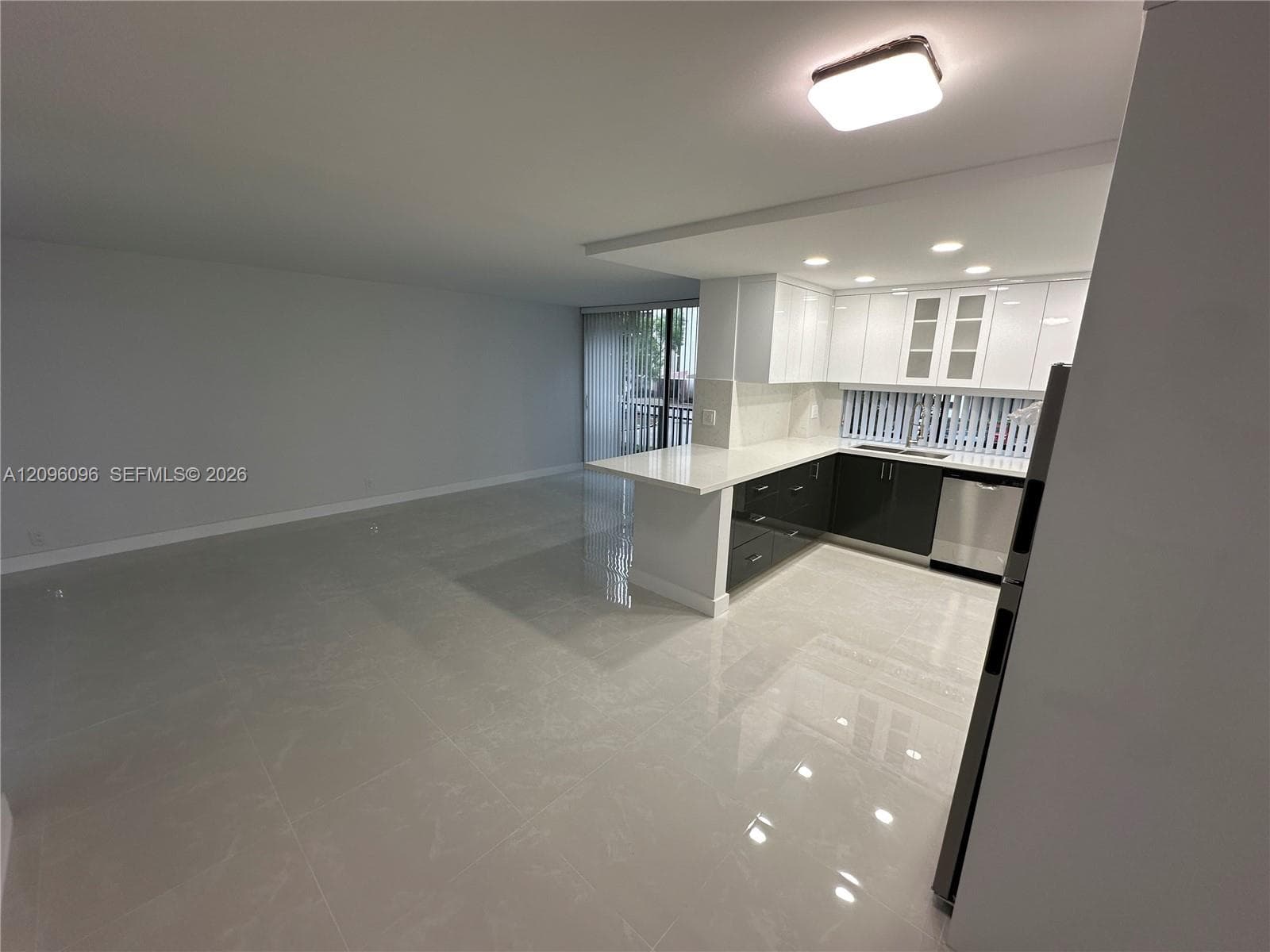 PLAZA OF AMERICAS CONDO P · #215 in Sunny Isles Beach - Photo 21