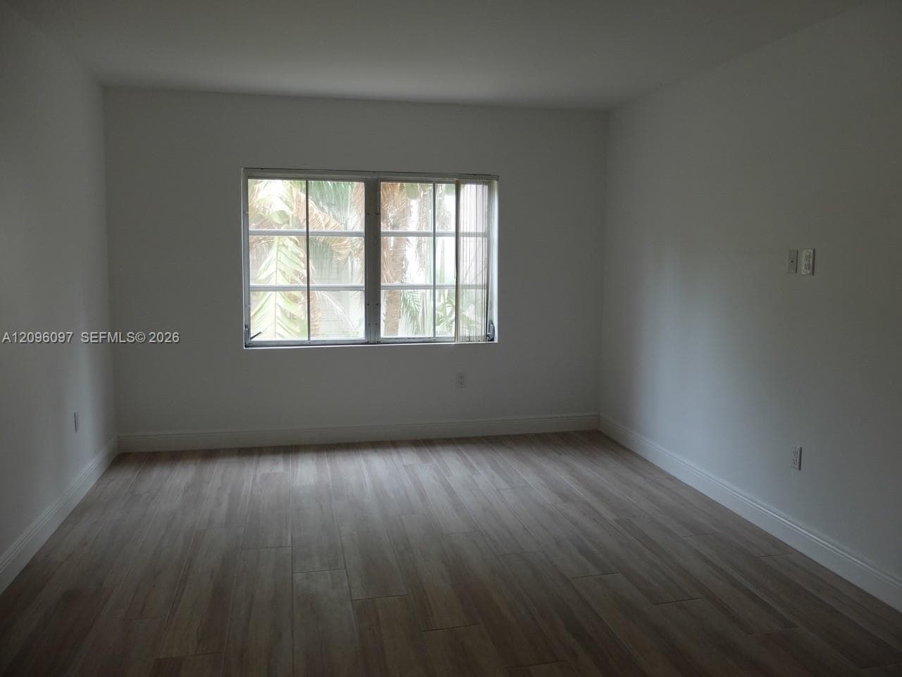 KEYSTONE BAY CONDO · #218 in North Miami - Photo 13
