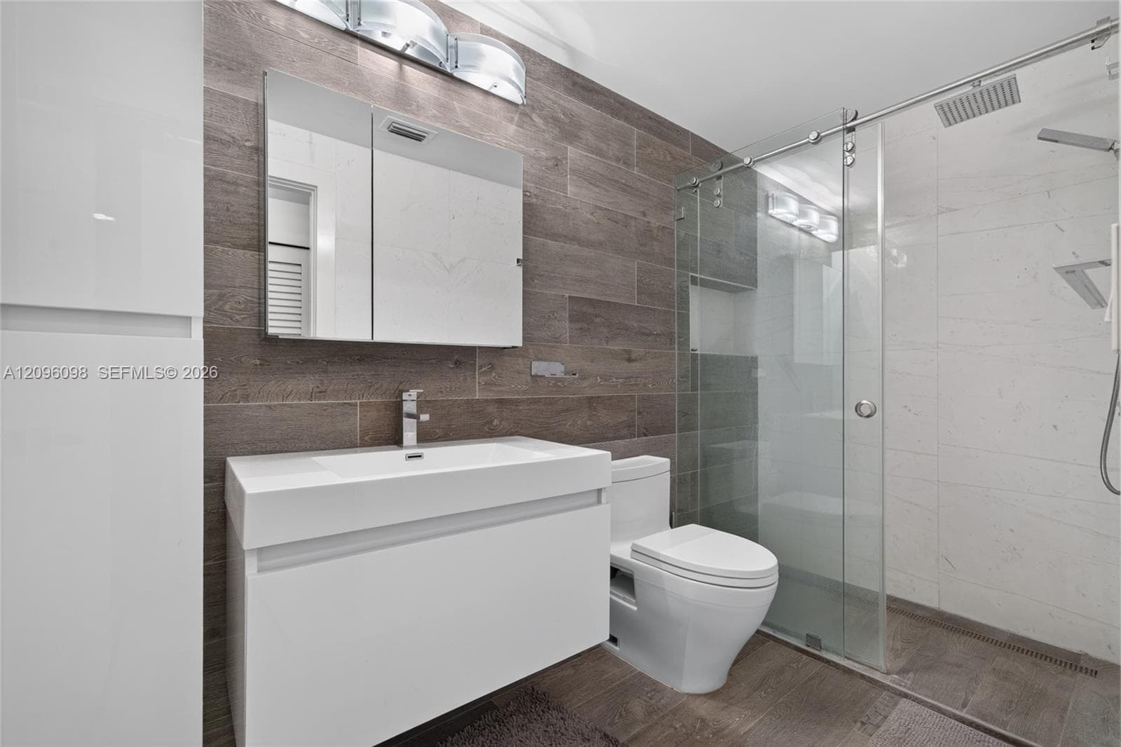 DORAL ISLES CAPTIVA · #102 in Doral - Photo 23