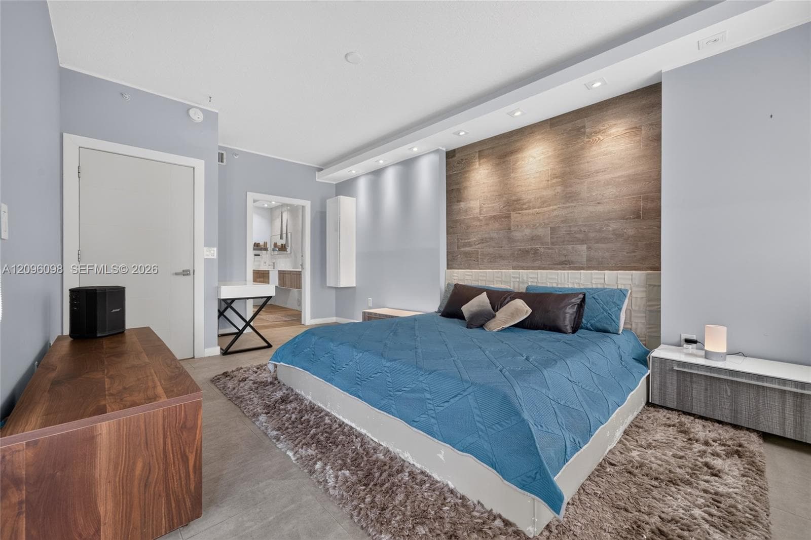 DORAL ISLES CAPTIVA · #102 in Doral - Photo 16