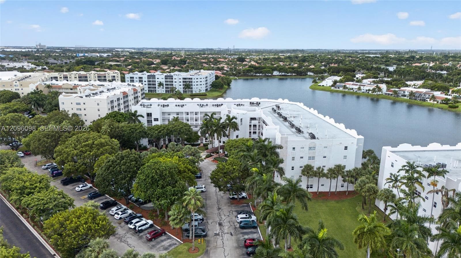 DORAL ISLES CAPTIVA · #102 in Doral - Photo 57