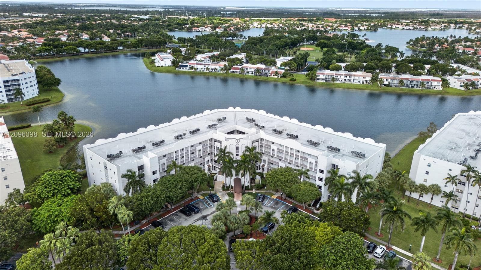 DORAL ISLES CAPTIVA · #102 in Doral - Photo 40