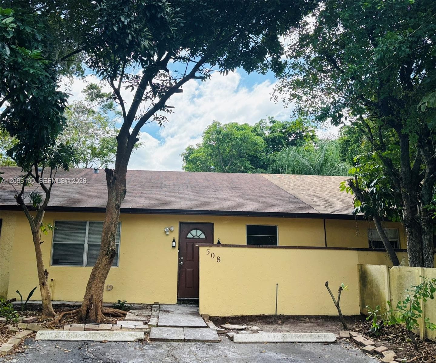 508 NW 43rd Pl photo 1