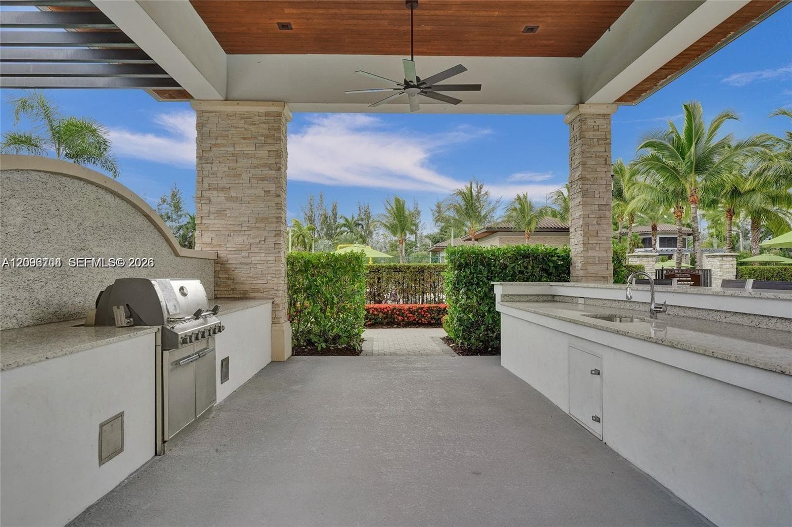 APEX AT PARK CENTRAL COND · #2 in Doral - Photo 4