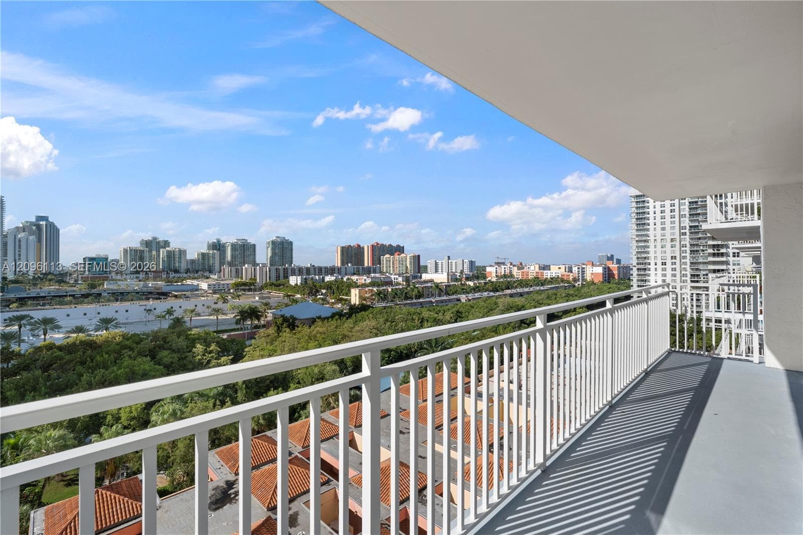 WINSTON TOWERS 600 CONDO · #1103 in Sunny Isles Beach - Photo 26