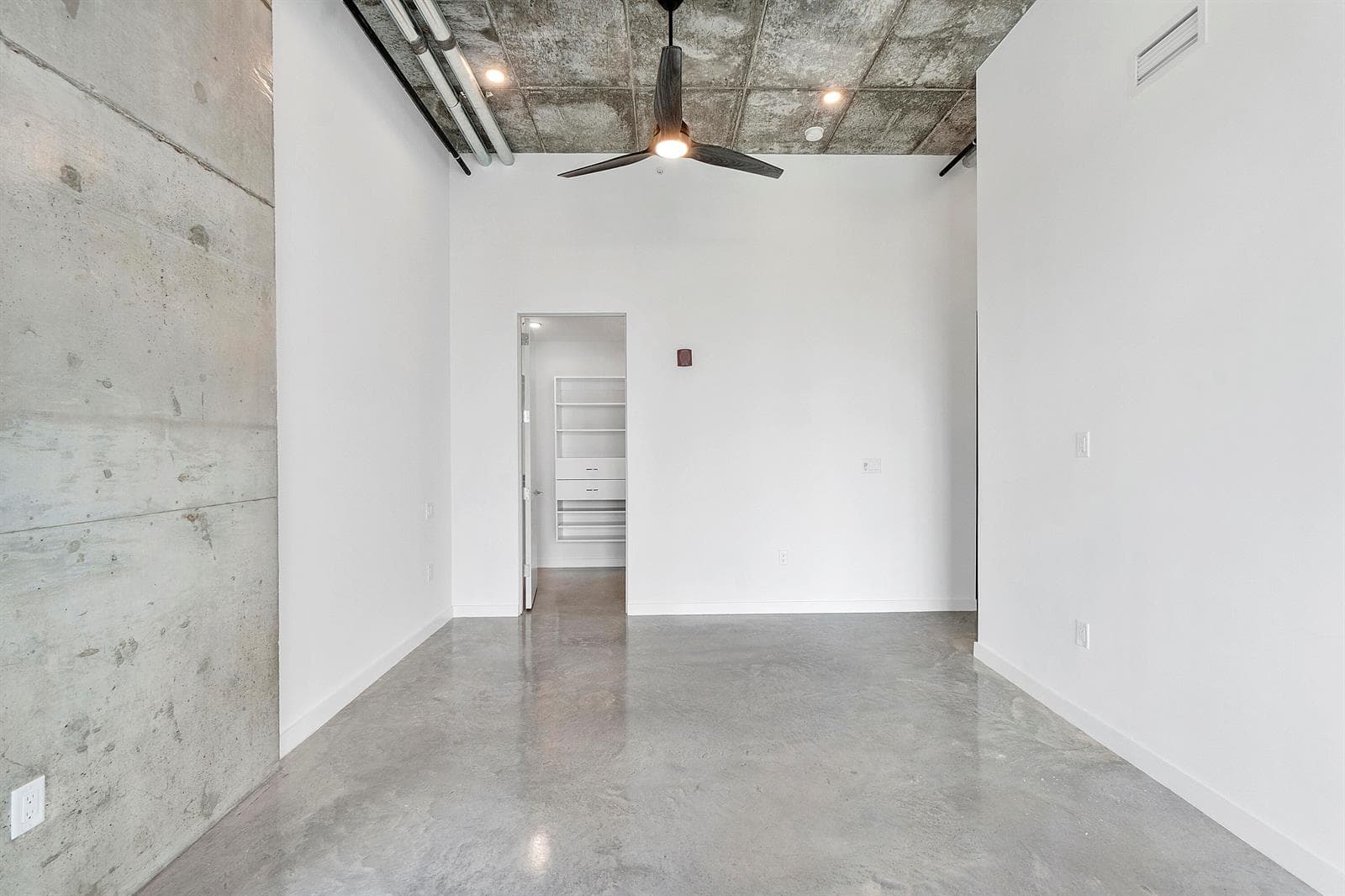 401 NW 1st Ave_034