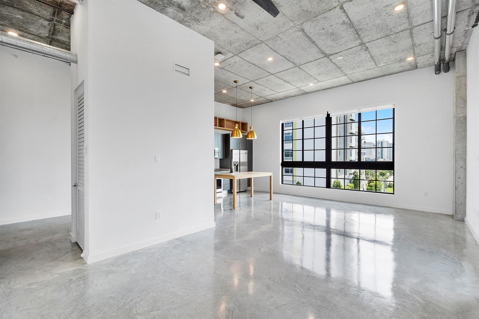 401 NW 1st Ave_035