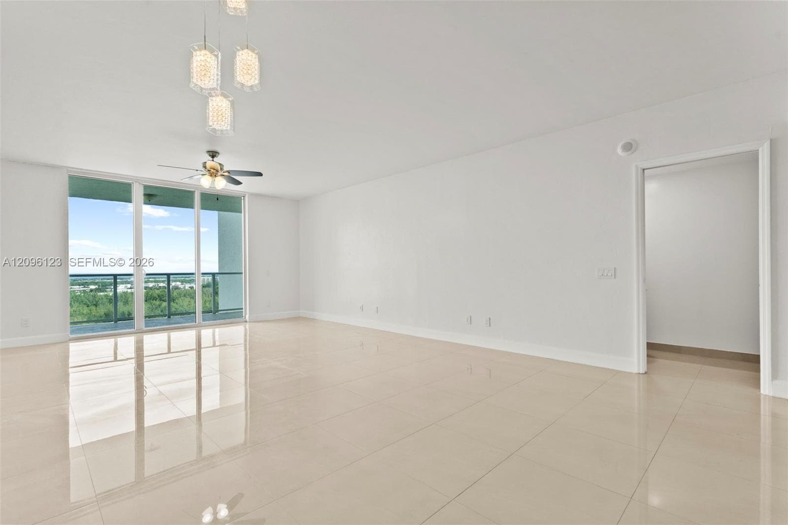 Dining /living room