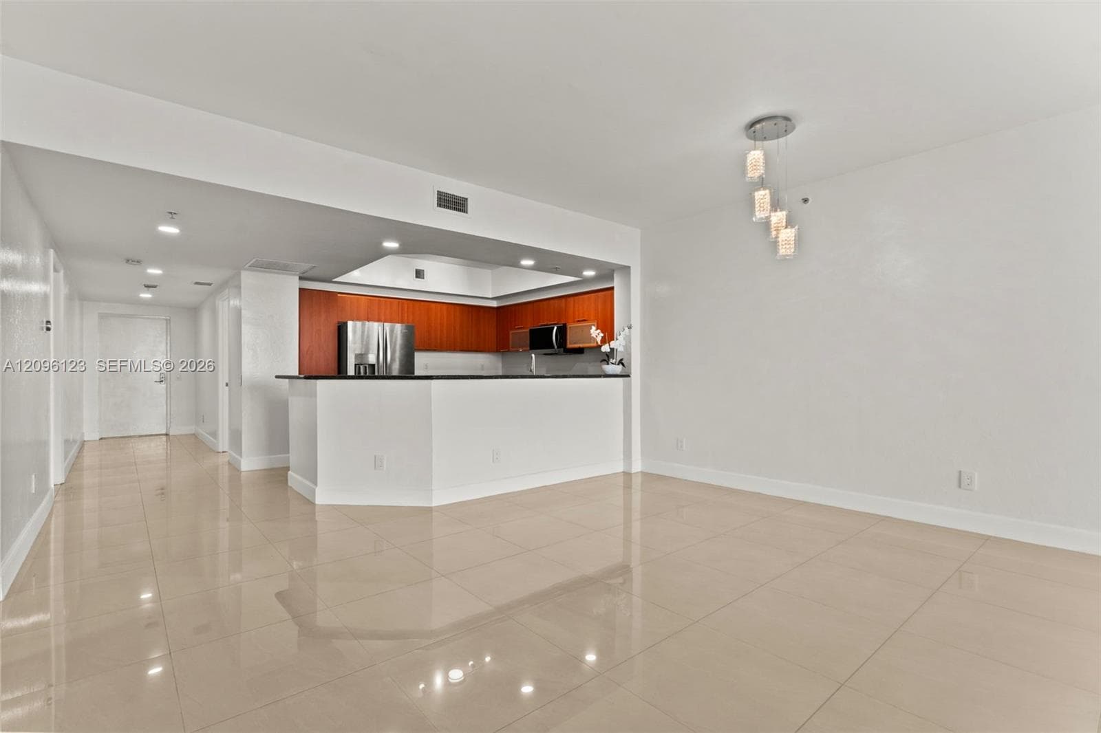 THE OAKS I CONDO · #2008 in North Miami - Photo 4