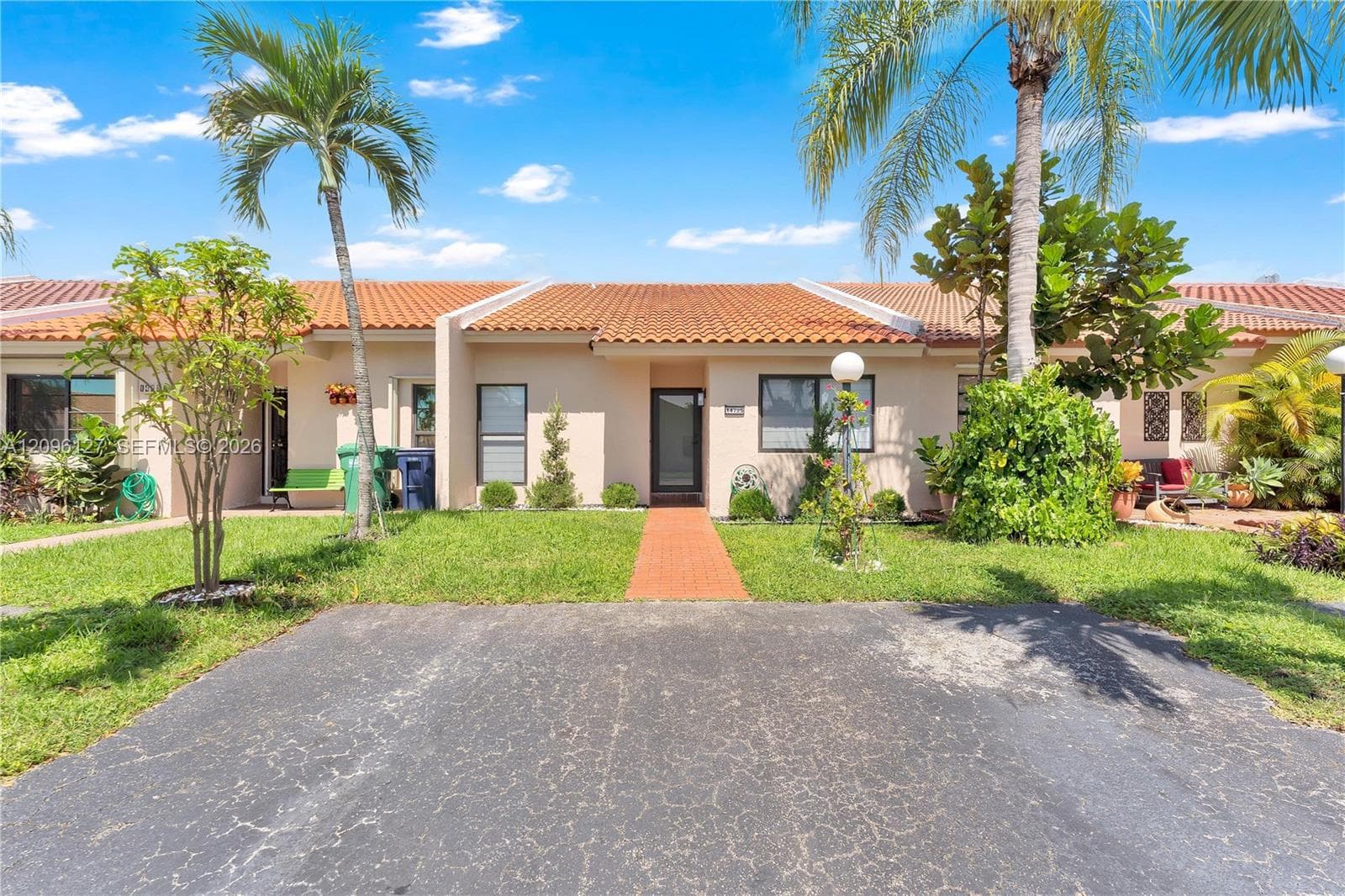 14725 SW 60th Ter photo 1