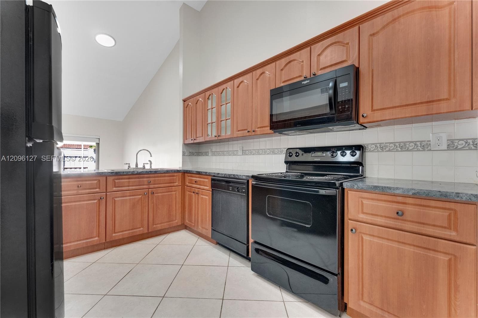 14725 SW 60th Ter photo 4