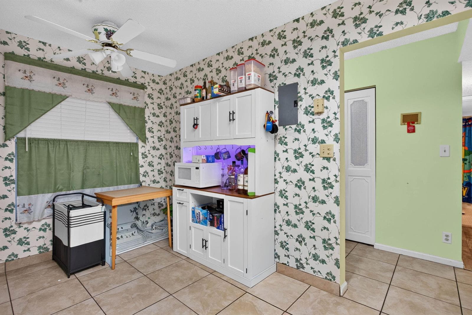 12-web-or-mls-4550-28