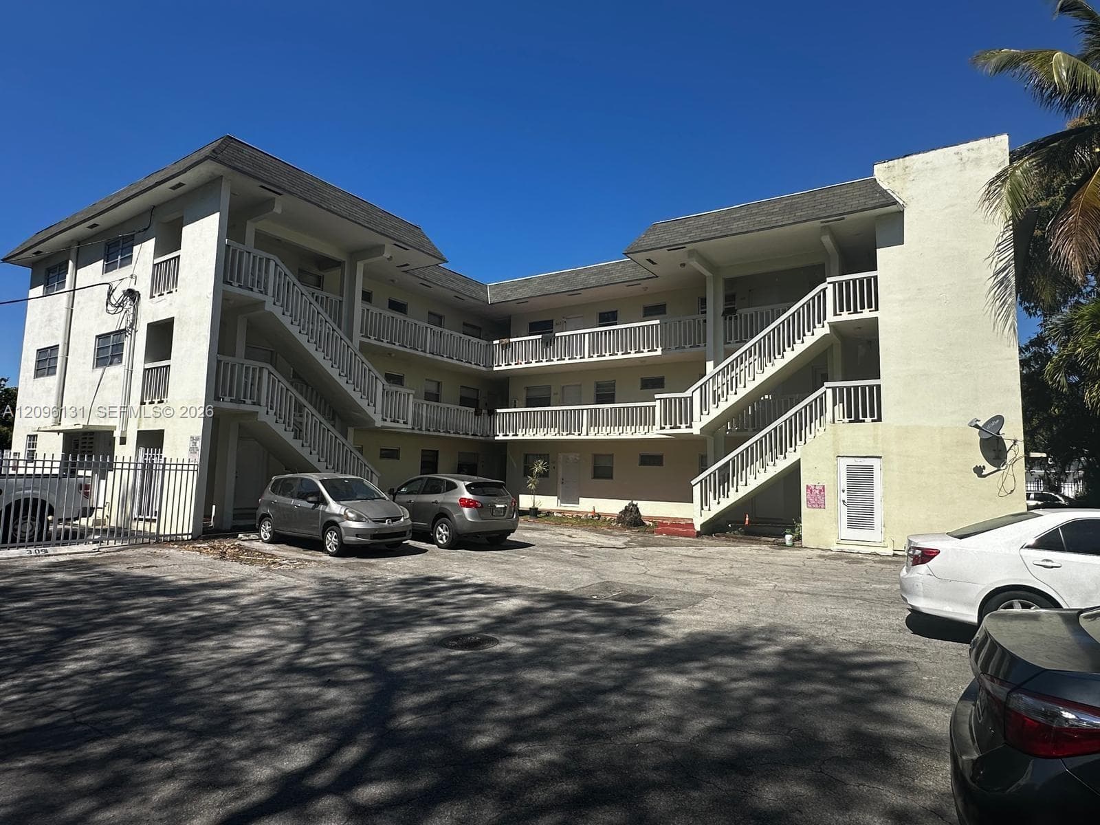 770 CONDO · #303 in North Miami - Photo 17