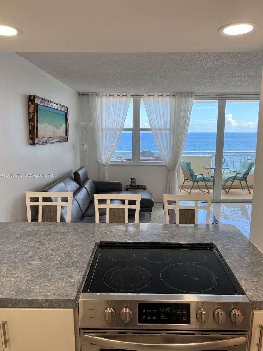 PARKER DORADO CONDO · #814 in Hallandale Beach - Photo 2