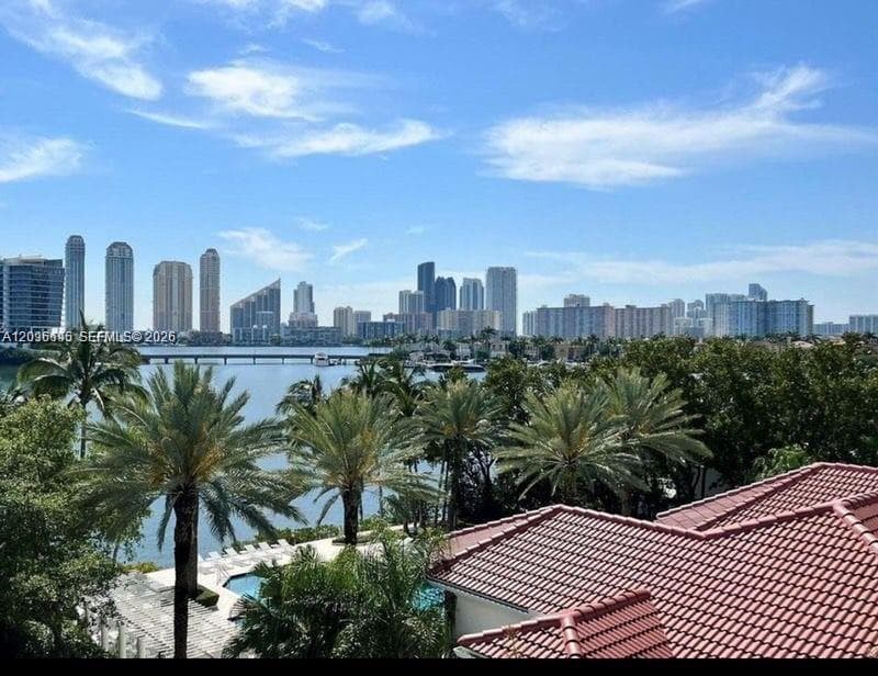VILLAGE BY THE BAY CONDO · #12511 in Aventura - Photo 2