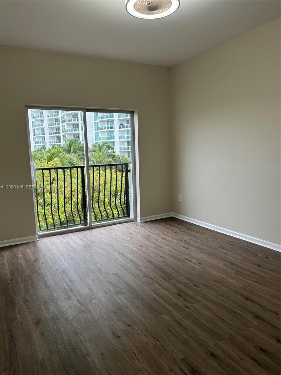 VILLAGE BY THE BAY CONDO · #12511 in Aventura - Photo 16