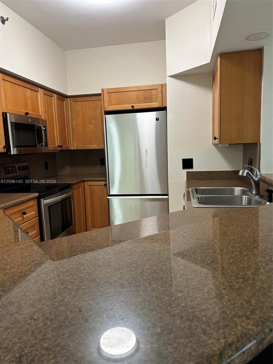 VILLAGE BY THE BAY CONDO · #12511 in Aventura - Photo 5