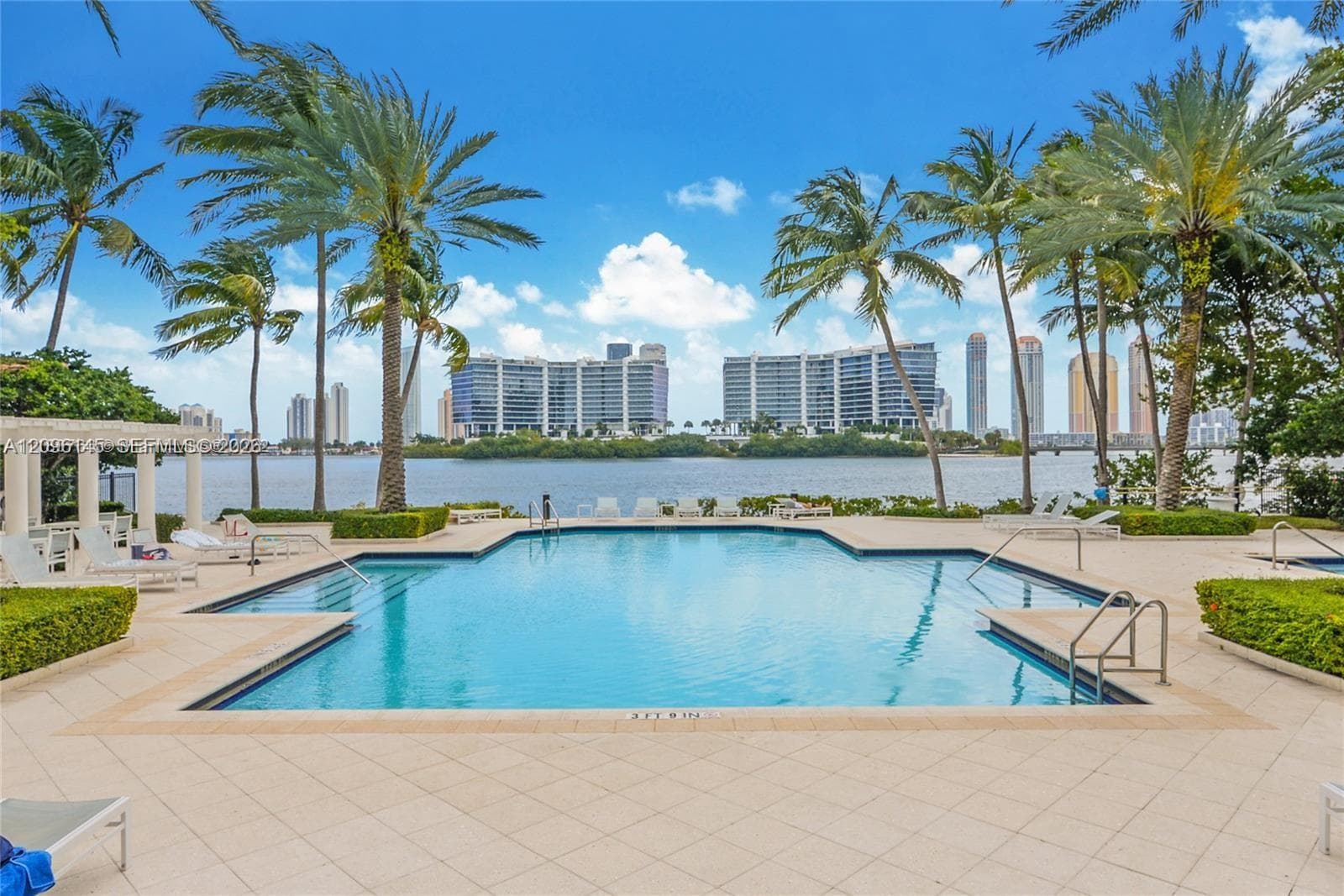 VILLAGE BY THE BAY CONDO · #12511 in Aventura - Photo 24