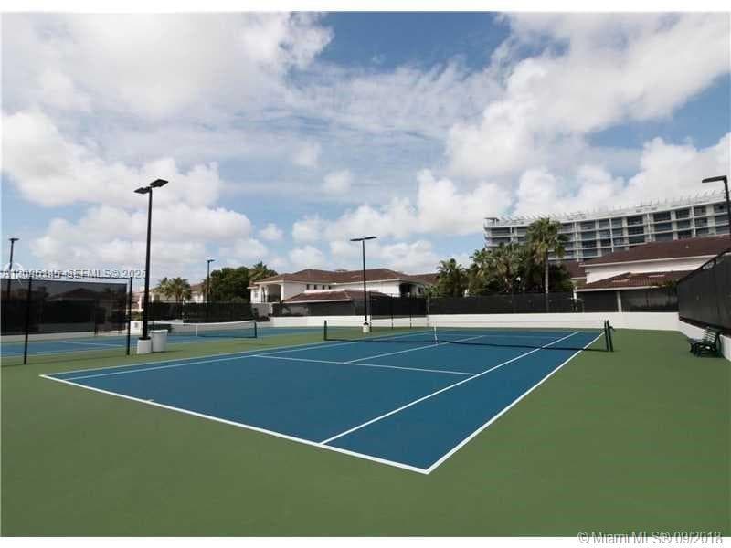 VILLAGE BY THE BAY CONDO · #12511 in Aventura - Photo 37