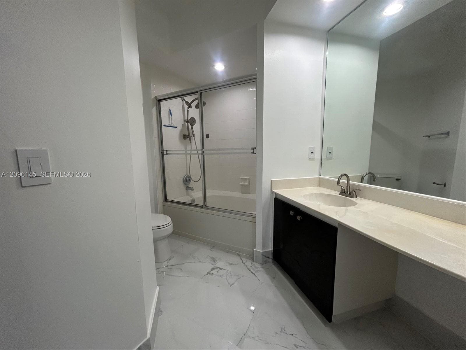VILLAGE BY THE BAY CONDO · #12511 in Aventura - Photo 19