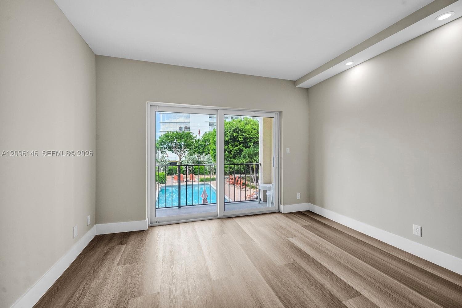 LADO DEL RIO CONDO · #203 in Pompano Beach - Photo 12