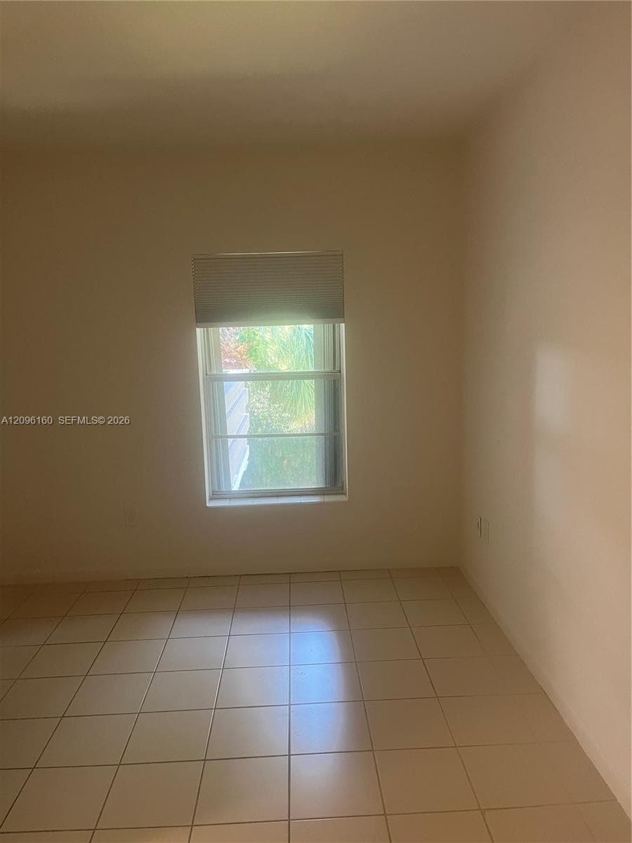 3rd Bedroom, with full bath