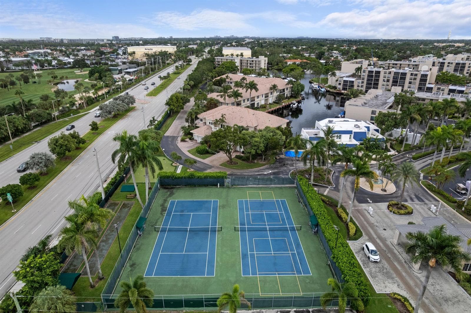 Tennis