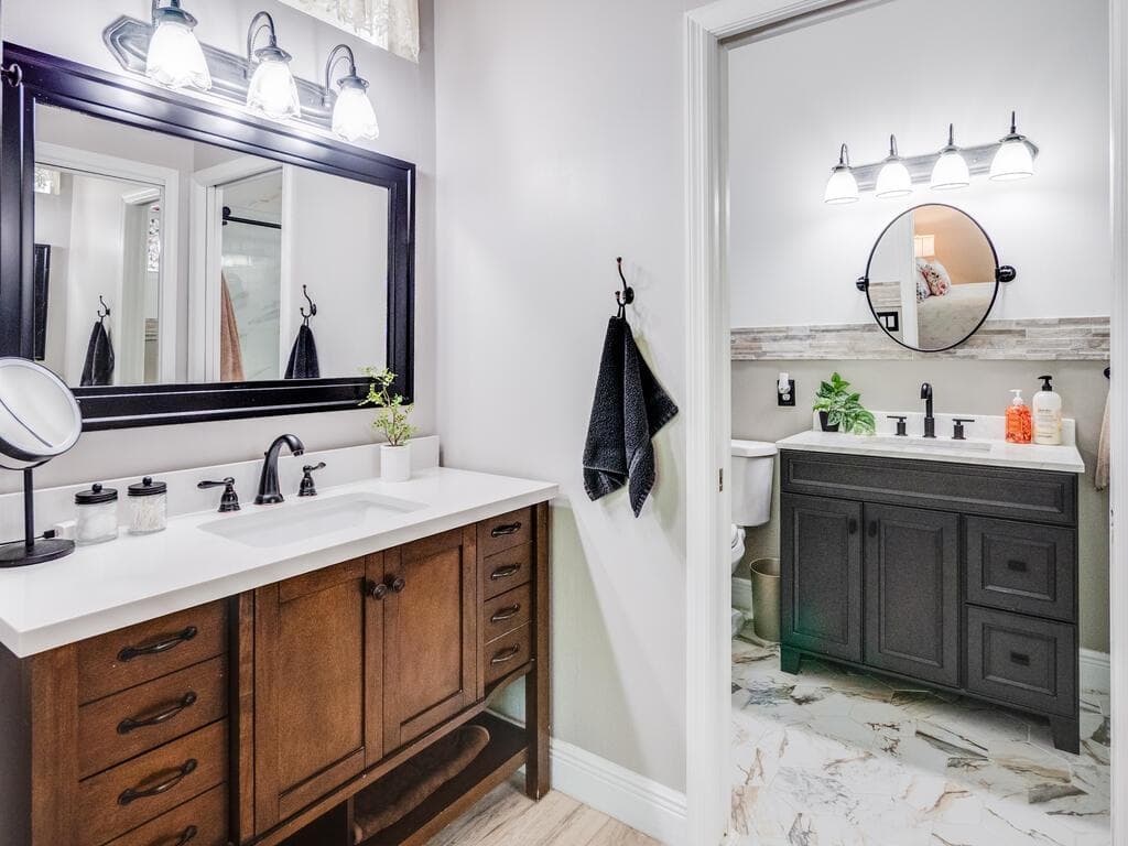 Owner's Ensuite Bath