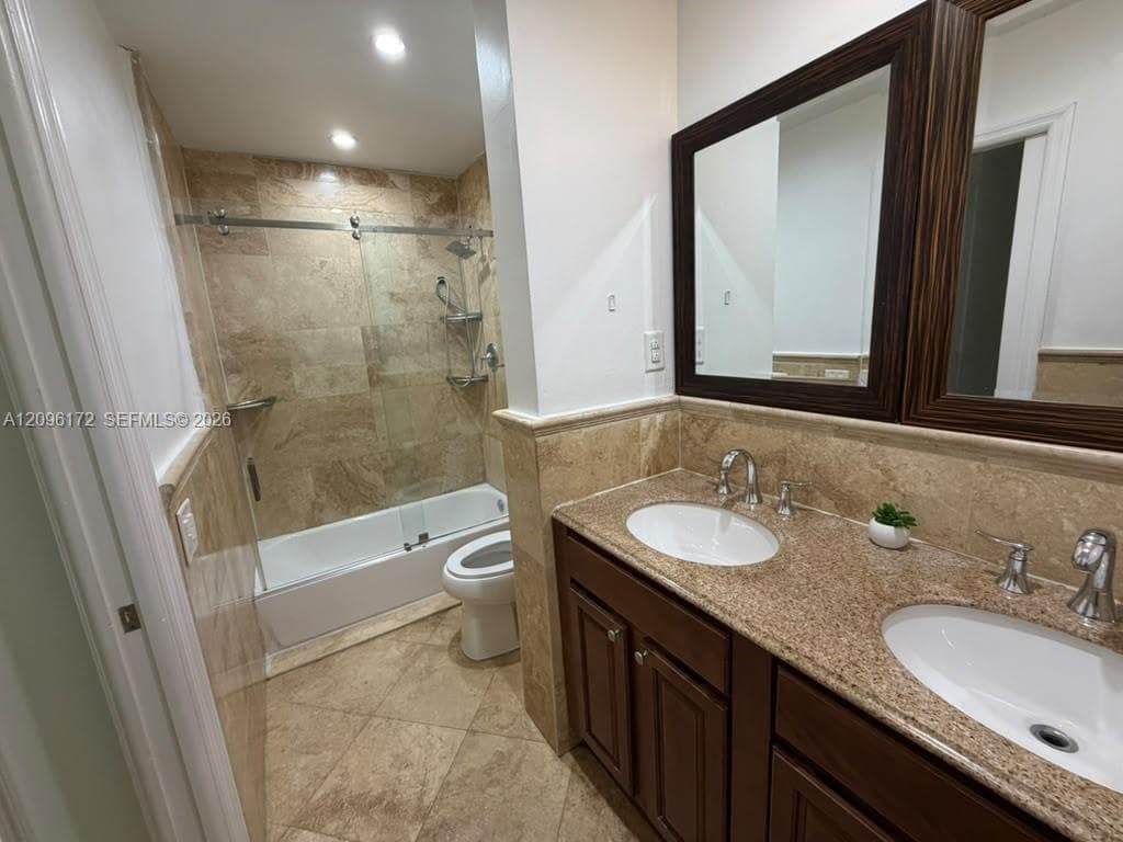 West 74th Street Condo · #105-6 in Hialeah - Photo 12